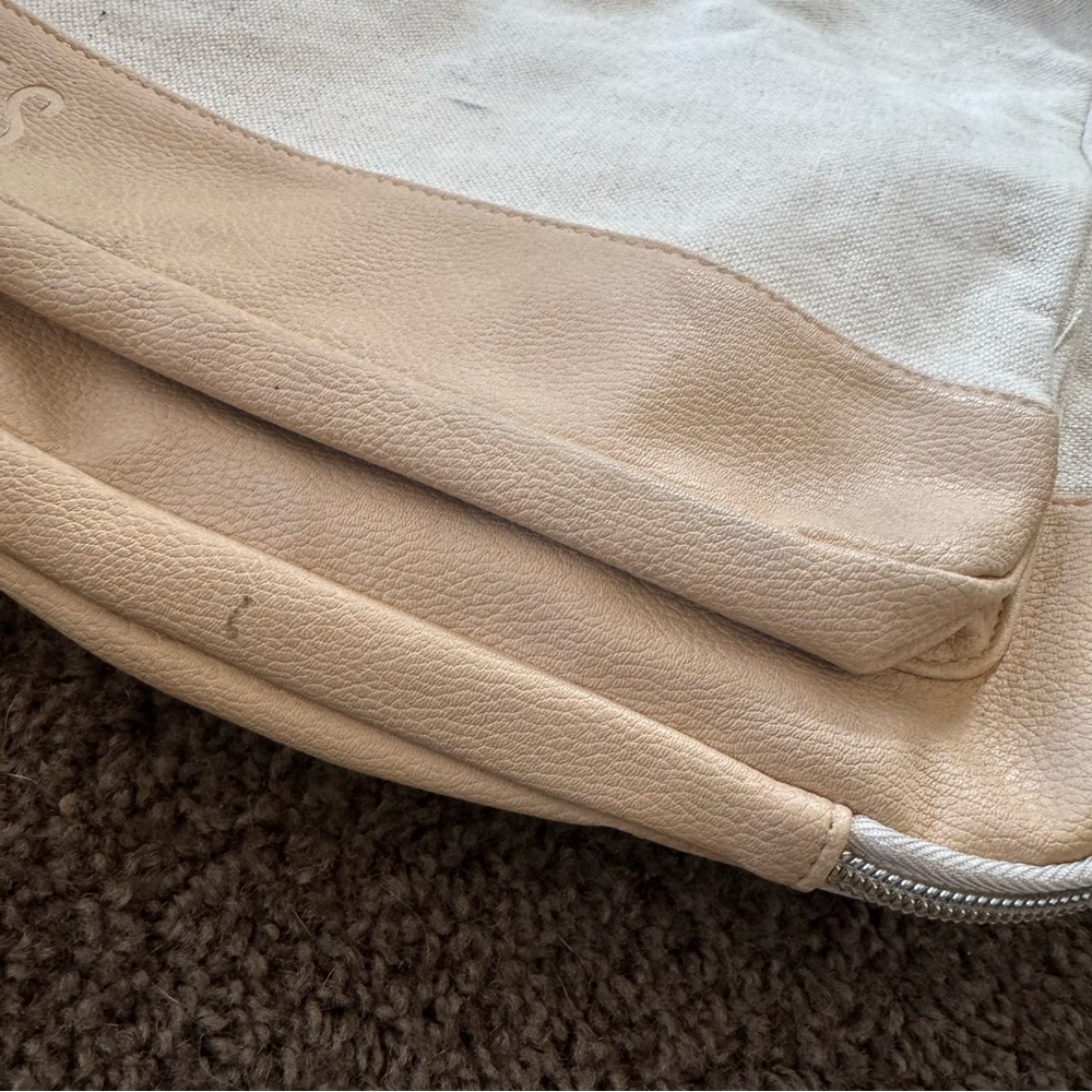 BEIS - The Travel Backpack 
in Beige - Picture 2 of 9